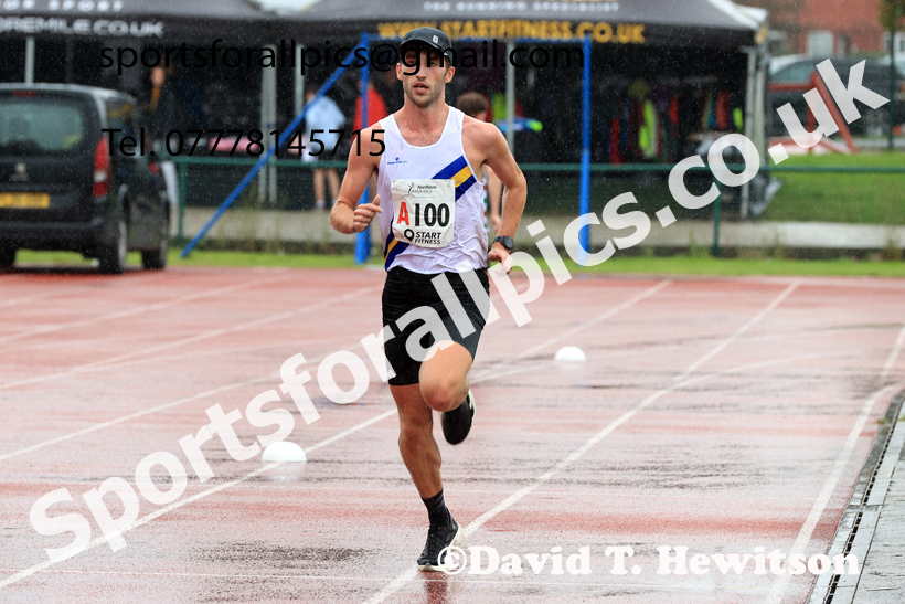 Senior Mens 6 Stage 2025 Northern Athletics Autumn Road Relays, Leigh, Lancashire. Photo: David T. Hewitson/Sports for All Pics